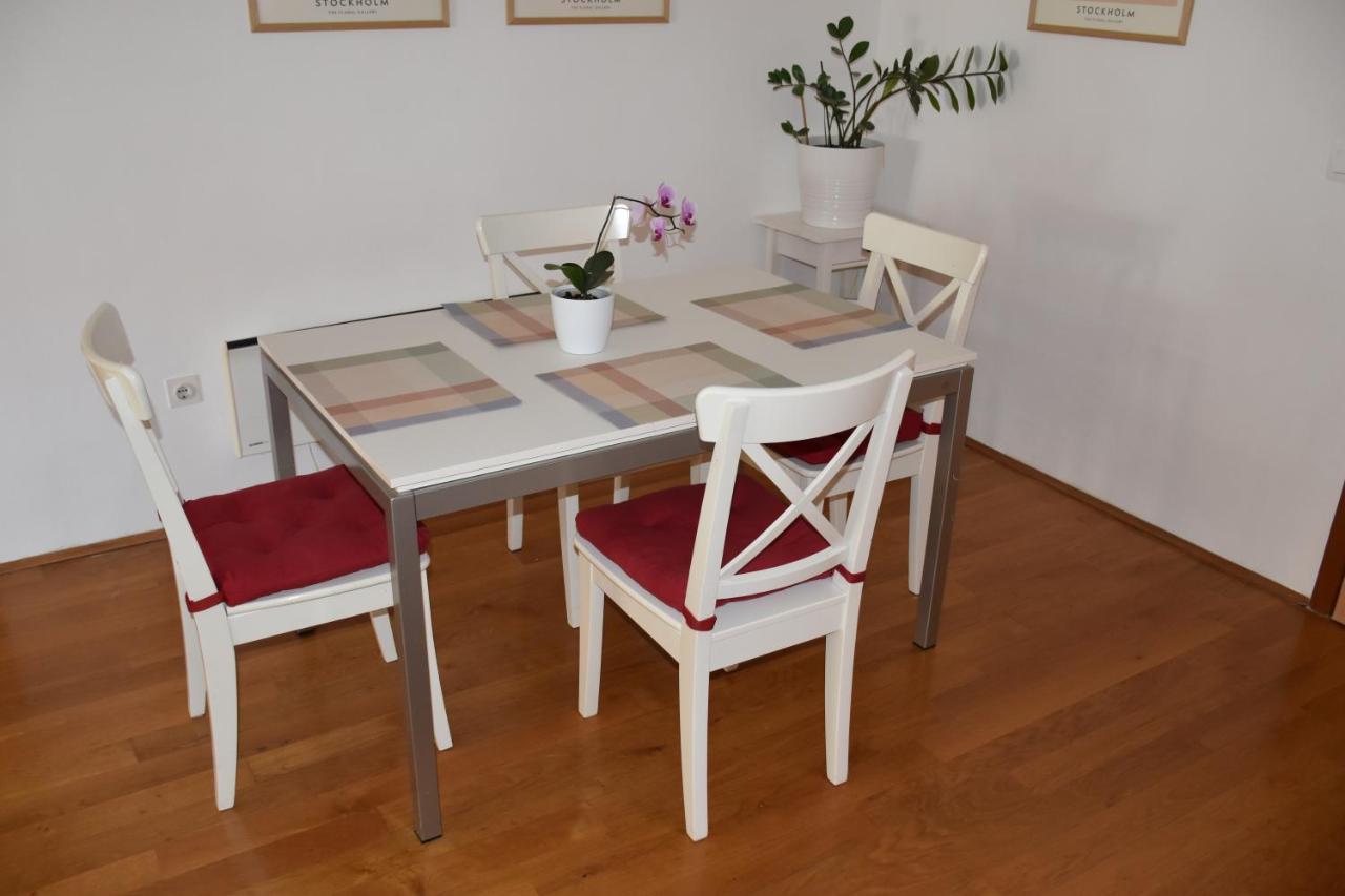 Apartman Tina Apartment Porec Exterior photo